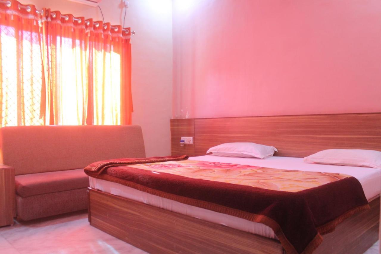 Cozy Room On Neelkanth Road Mount Abu Exterior foto